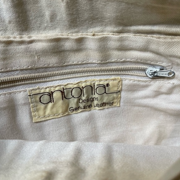 Antonia White Genuine Leather 9” Envelope Clutch Bag - Picture 9 of 10